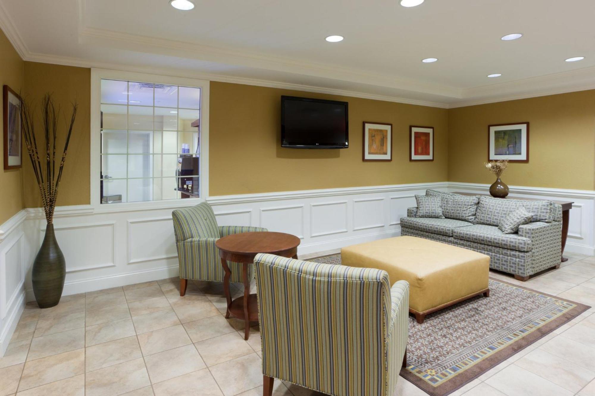 Candlewood Suites Manassas By Ihg Exterior foto